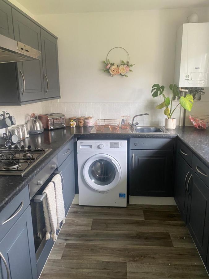 Inverness City Apartments - Modern & Bright Apartment Close To Raigmore Hospital & Shops Inshes Экстерьер фото